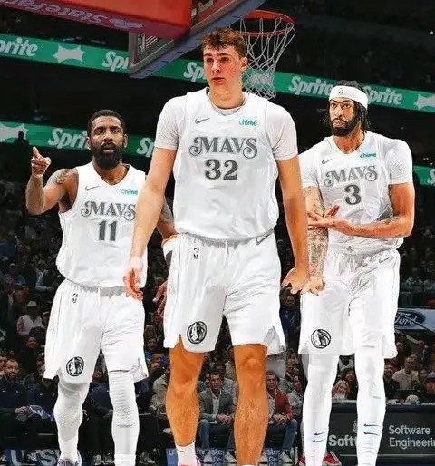 华体会包含赛地聚焦：NBA总决赛冲刺阶段热度飙升，里昂豪取连胜，目标明确，控场能力受关注的词条