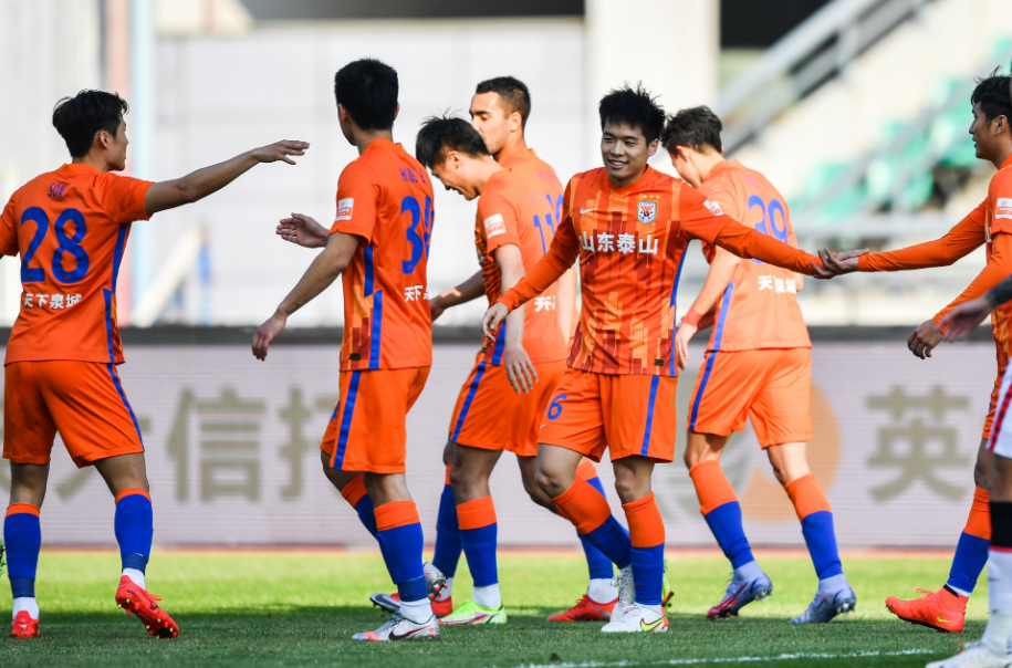 hth包含今夜洛杉矶湖人备战中超，迎来里程碑细节曝光，悬念犹存，医务组通报恢复的词条